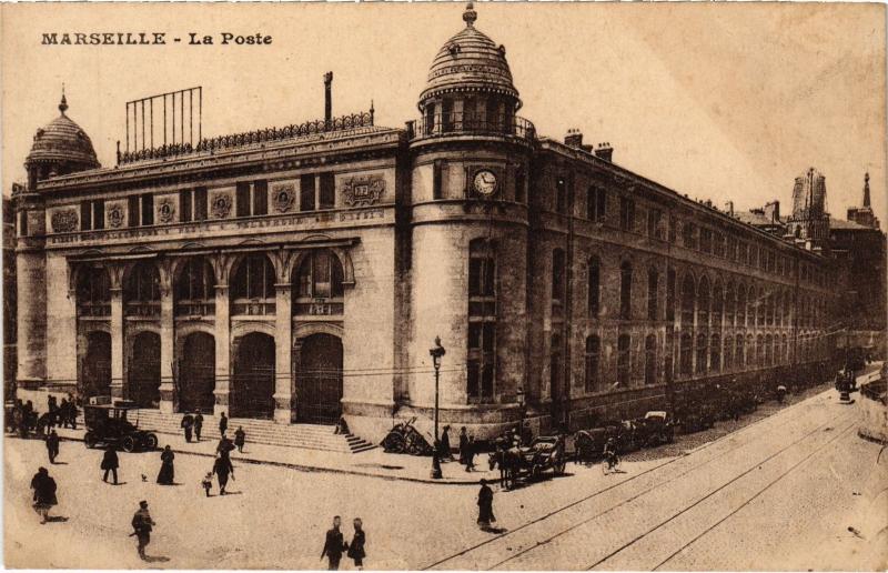 Carte postale ancienne Marseille la poste à Marseille