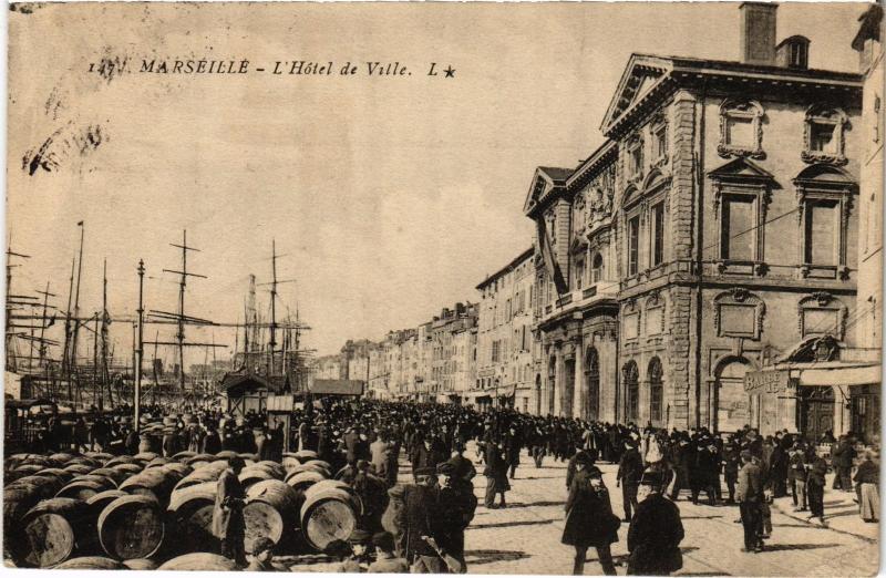 Carte postale ancienne Marseille Hotel de Ville à Marseille