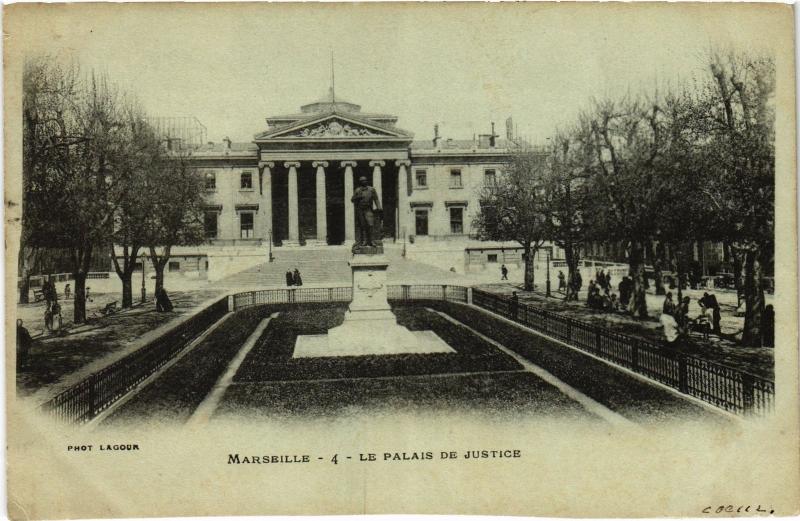 Carte postale ancienne Marseille Palais de Justice à Marseille