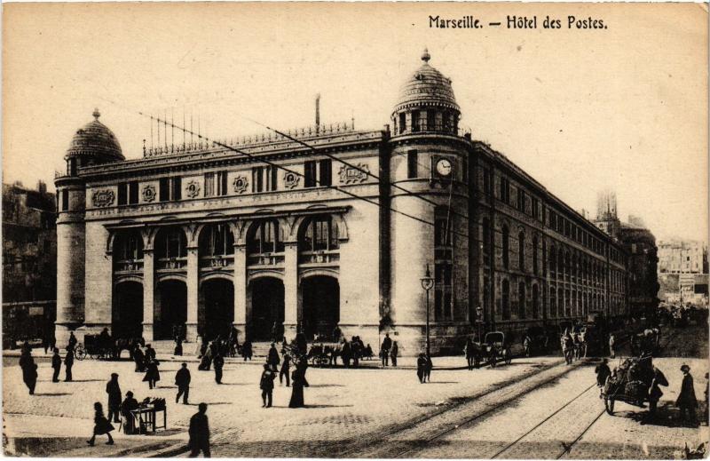 Carte postale ancienne Marseille Hotel des Postes à Marseille