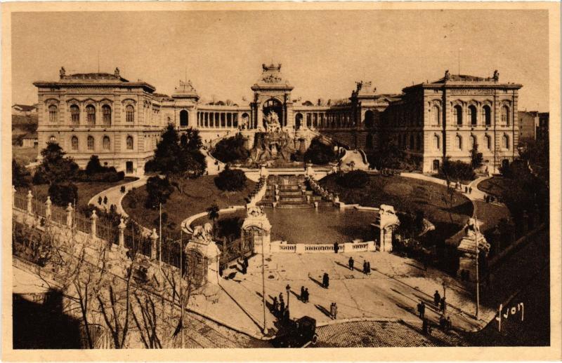 Carte postale ancienne Marseille Palais Longchamp à Marseille