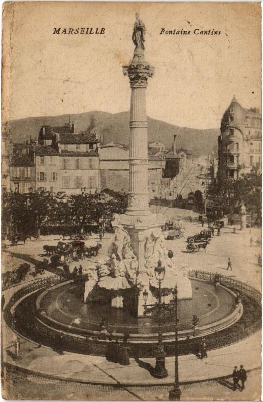 Carte postale ancienne Marseille Fontaine Cantini à Marseille