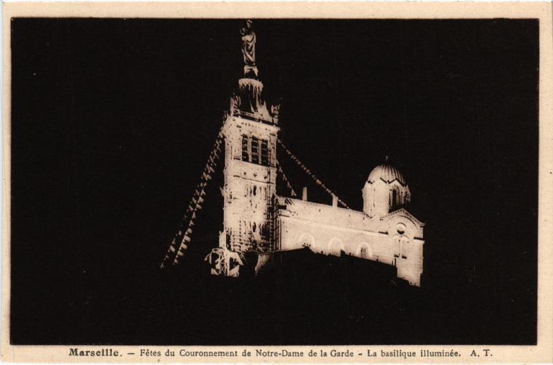 Carte postale ancienne Marseille Notre Dame de la Garde Fetes du Couronnement à Marseille