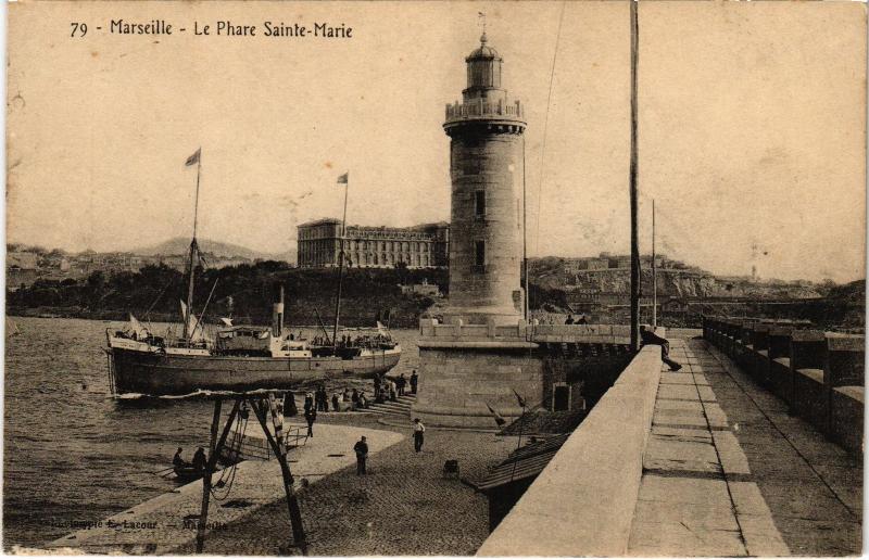 Carte postale ancienne Marseille Phare Sainte-Marie à Marseille