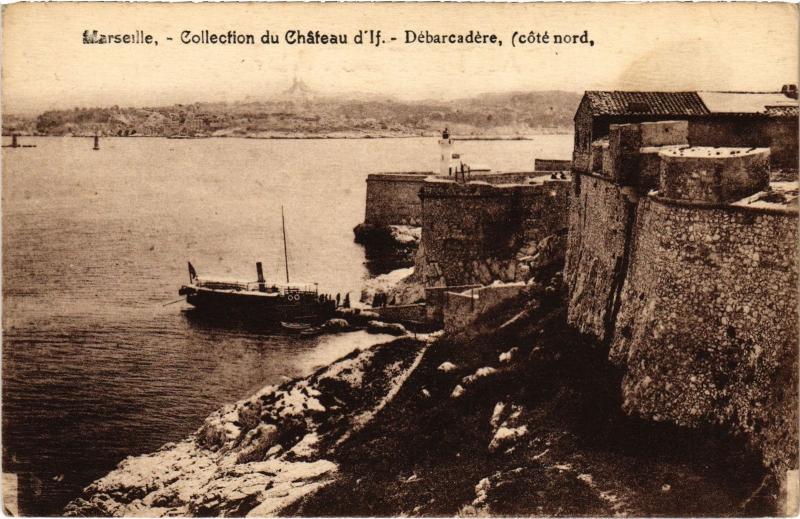 Carte postale ancienne Marseille Chateau d'If Debarcadere à Marseille