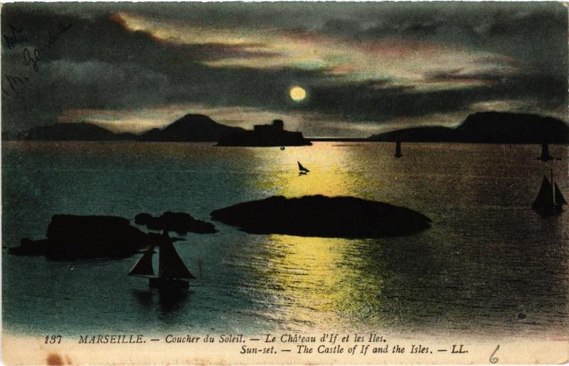 Carte postale ancienne Marseille Chateau d'If et les Iles à Marseille