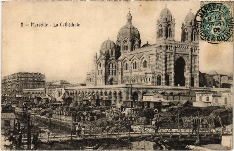 Carte postale ancienne Marseille la cathedrale à Marseille