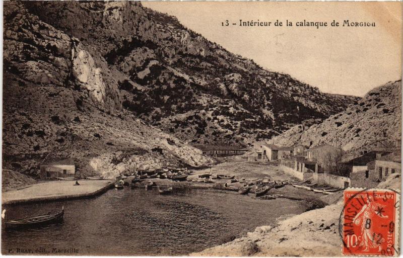 Carte postale ancienne Marseille Calanque de Mejean interieur à Marseille