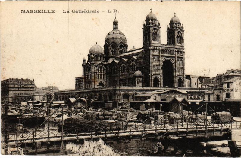 Carte postale ancienne Marseille la cathedrale à Marseille