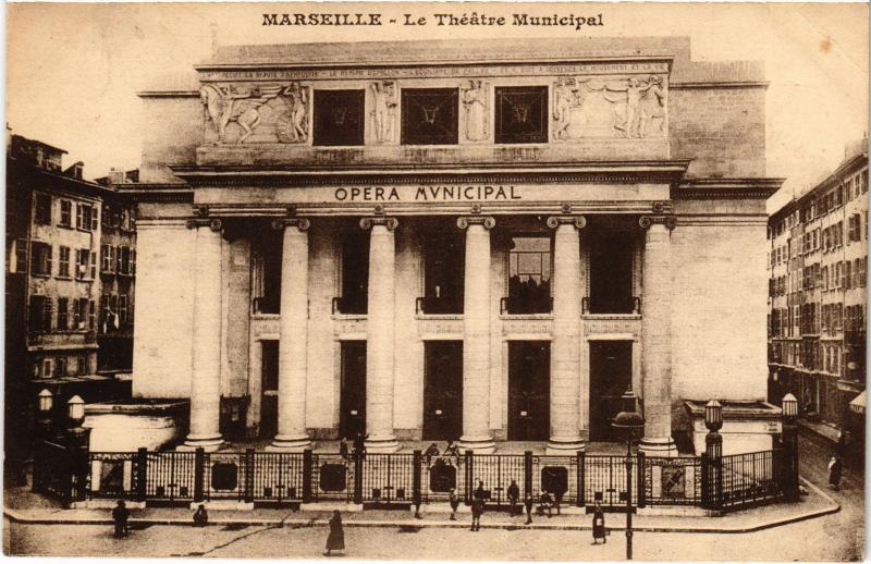 Carte postale ancienne Marseille Theatre Municipal à Marseille