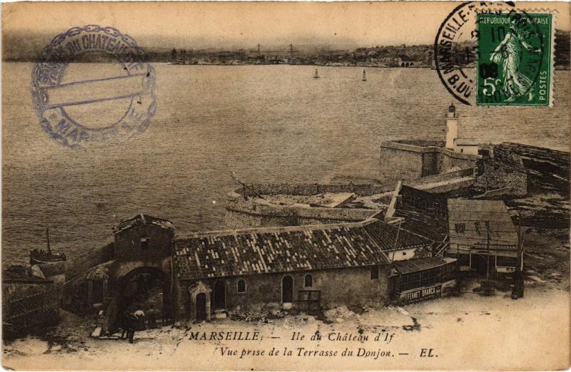 Carte postale ancienne Marseille Ile du Chateau d'If à Marseille