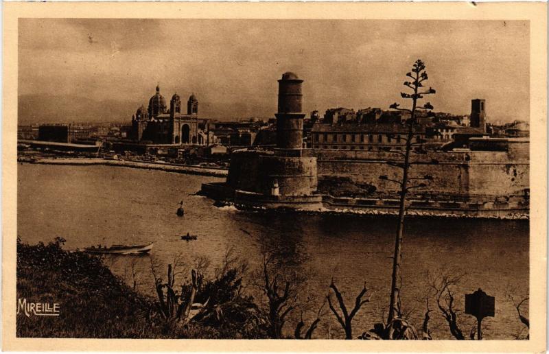 Carte postale ancienne Marseille la cathedrale à Marseille