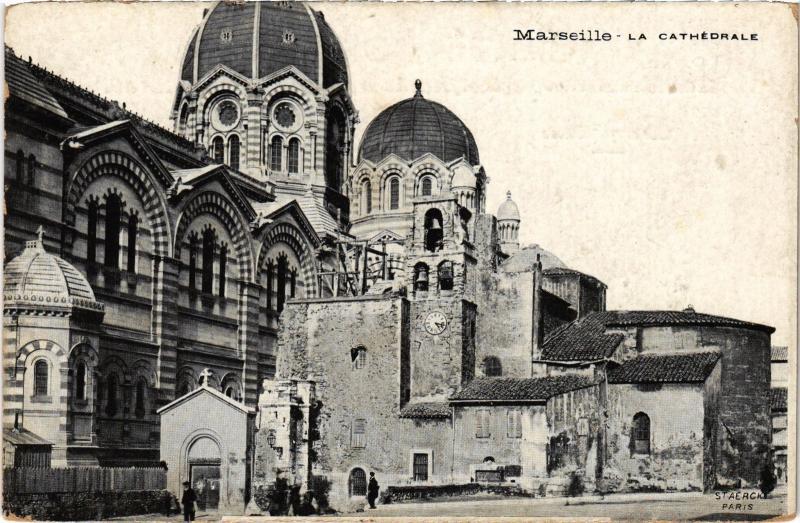 Carte postale ancienne Marseille la Cathedrale à Marseille