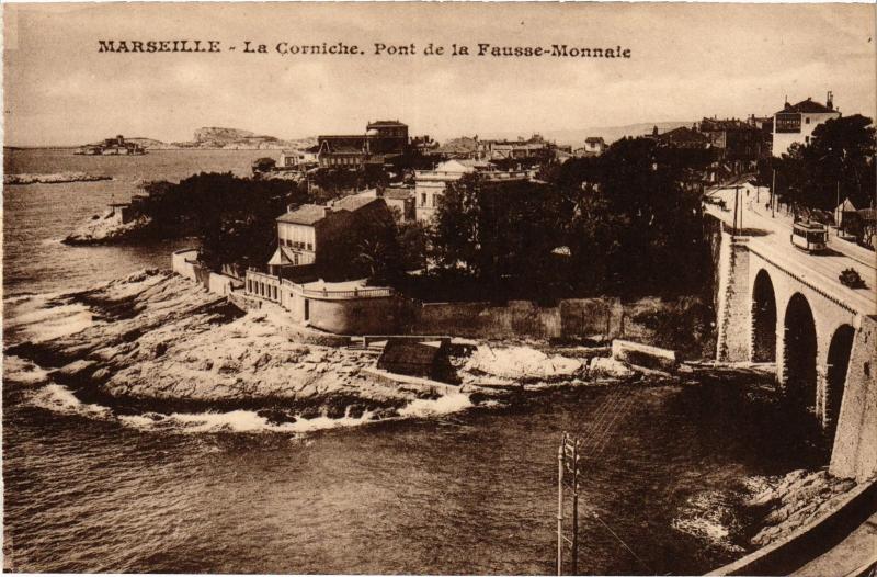 Carte postale ancienne Marseille la Corniche à Marseille