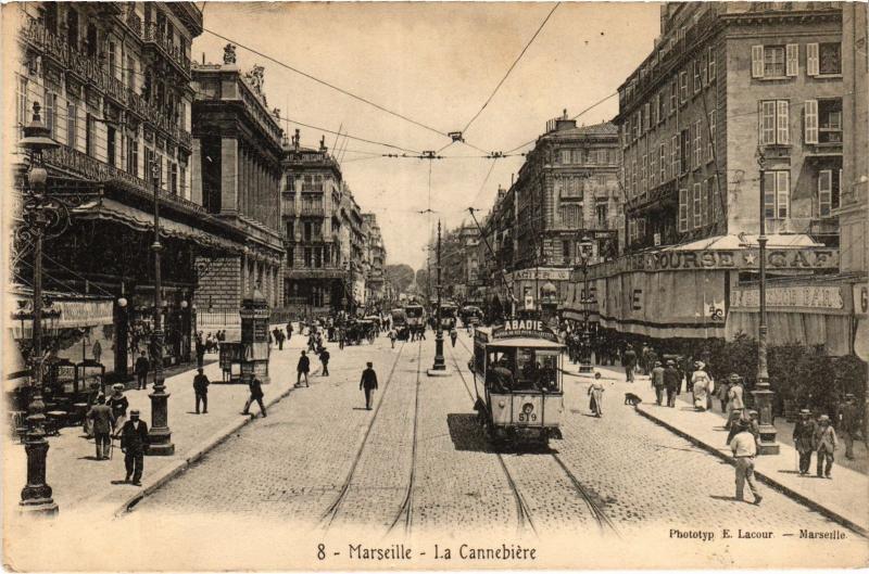 Carte postale ancienne Marseille la Canebiere à Marseille
