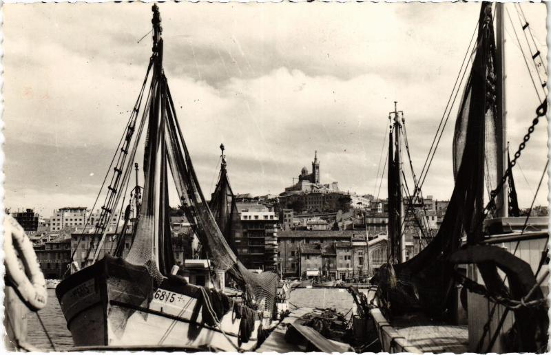 Carte postale ancienne Marseille le port à Marseille