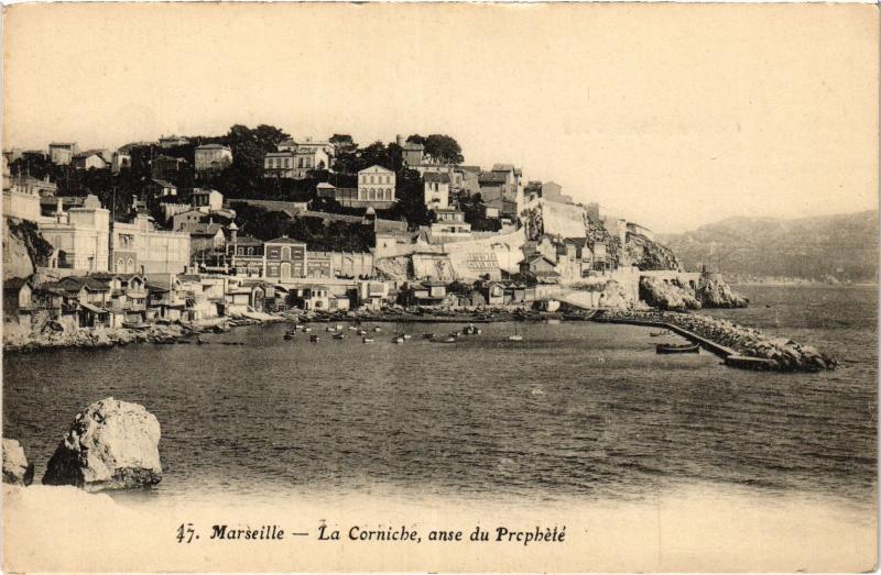 Carte postale ancienne Marseille la Corniche à Marseille