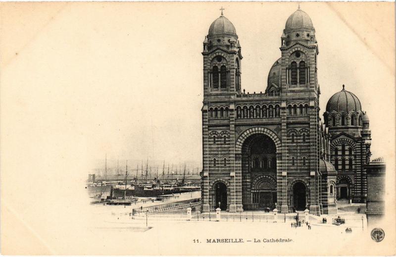 Carte postale ancienne Marseille la Cathedrale à Marseille