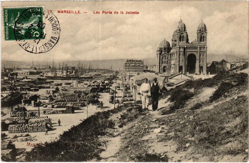 Carte postale ancienne Marseille Ports de la Joliette à Marseille