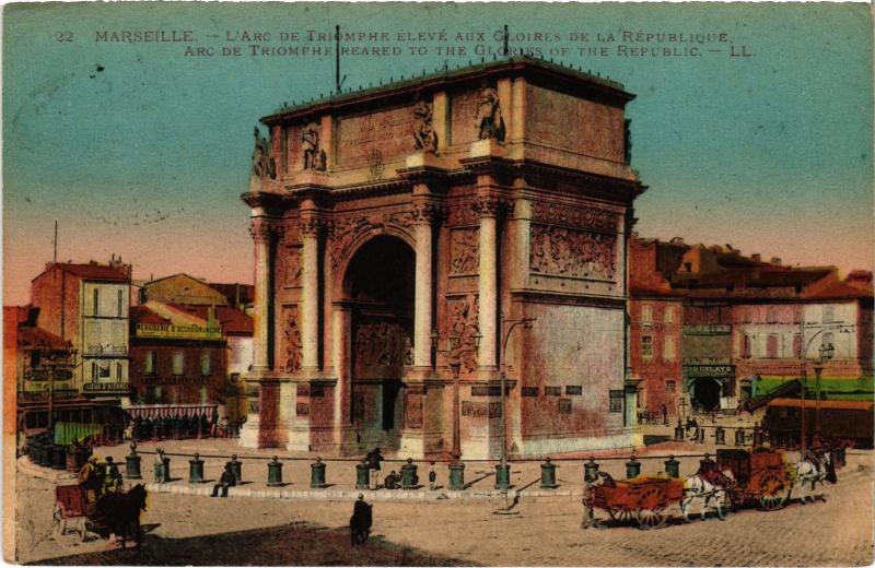 Carte postale ancienne Marseille Arc de Triomphe à Marseille