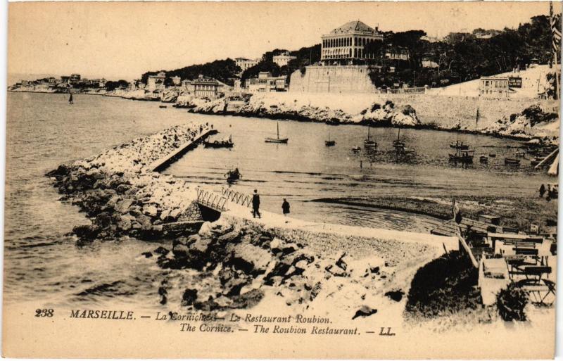 Carte postale ancienne Marseille la Corniche à Marseille
