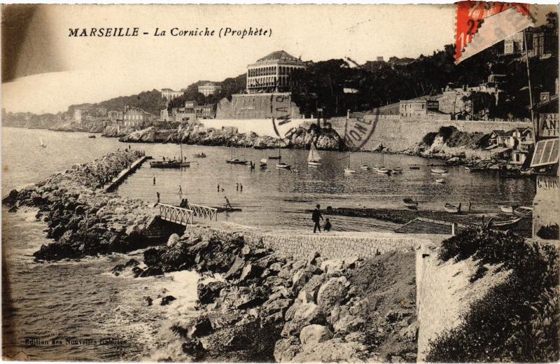 Carte postale ancienne Marseille la Corniche à Marseille
