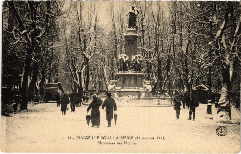 Carte postale ancienne Marseille Monument des Mobiles à Marseille