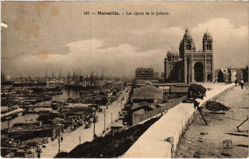 Carte postale ancienne Marseille Quais de la Joliette à Marseille