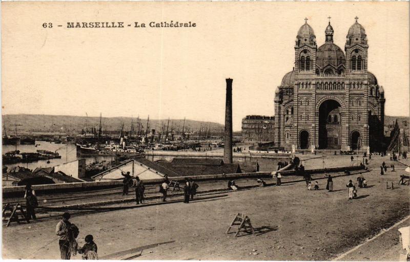 Carte postale ancienne Marseille la Cathedrale à Marseille
