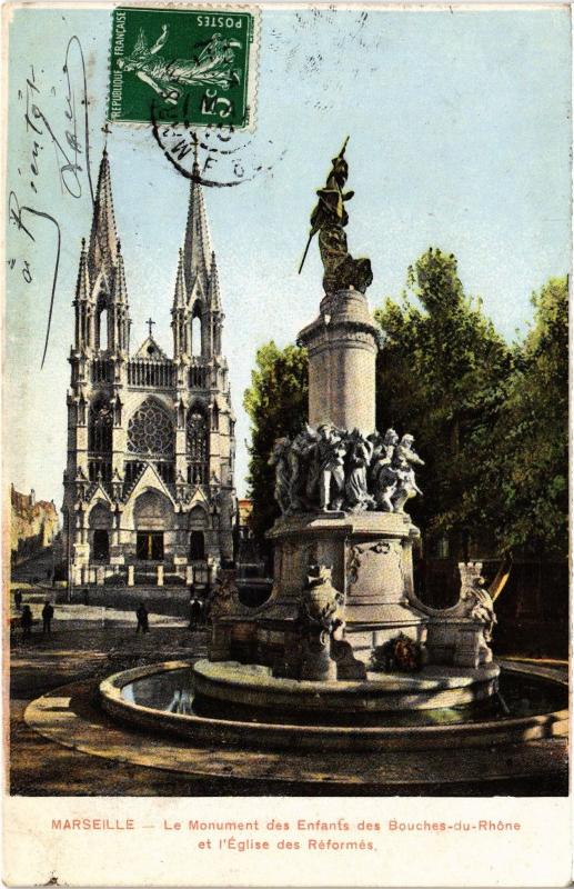 Carte postale ancienne Marseille Monument des Enfants des Bouches d Rhone à Marseille