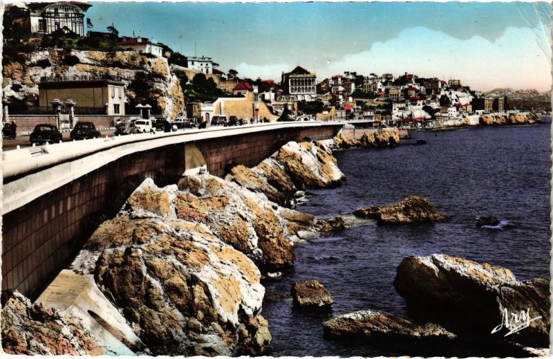 Carte postale ancienne Marseille Nouvelle Promenade de la Corniche à Marseille