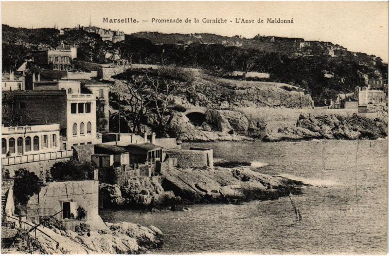 Carte postale ancienne Marseille la Corniche à Marseille