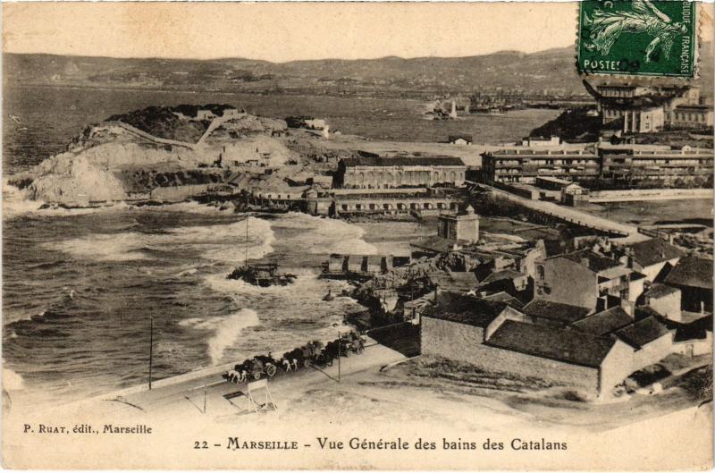 Carte postale ancienne Marseille vue generale des Catalans à Marseille