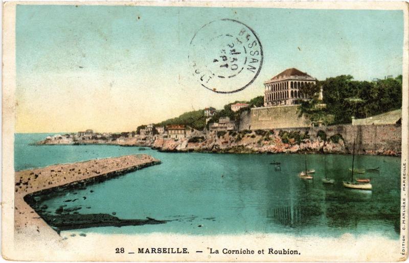 Carte postale ancienne Marseille la Corniche et Roubion à Marseille