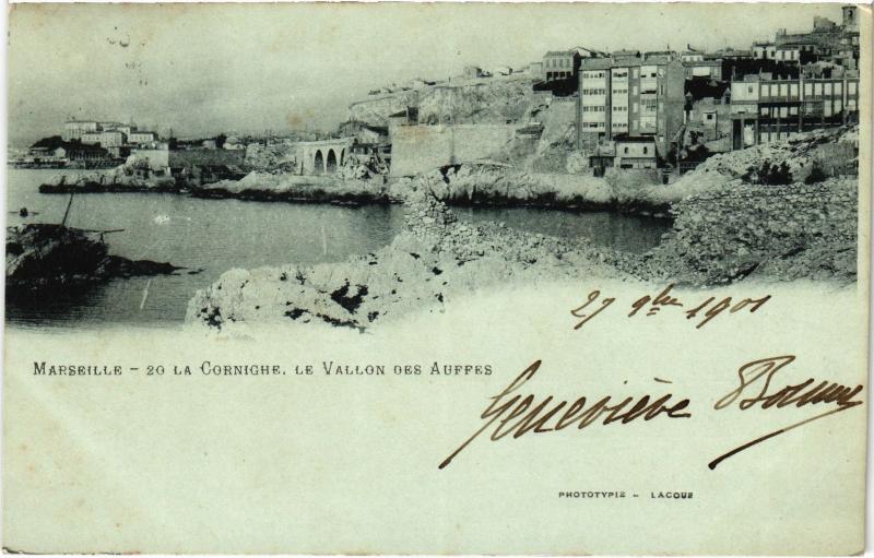 Carte postale ancienne Marseille Pont du Vallon des Auffes à Marseille