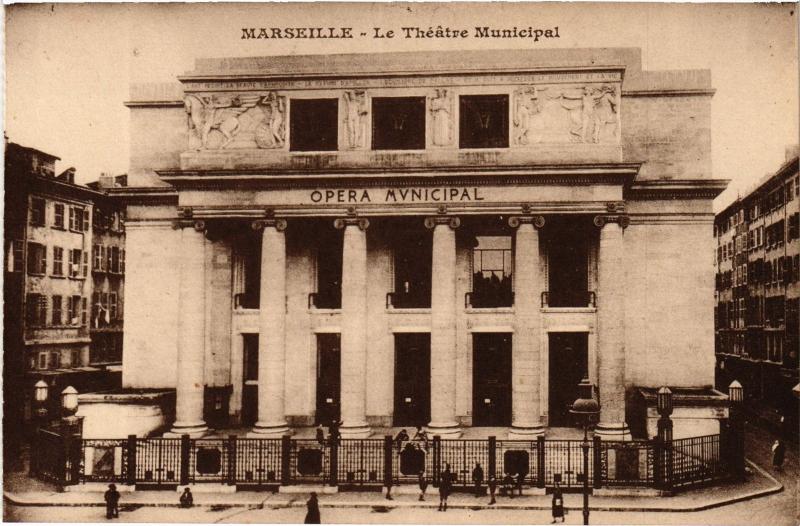 Carte postale ancienne Marseille Theatre Municipal à Marseille