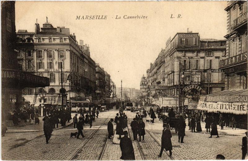 Carte postale ancienne Marseille la Cannebiere à Marseille