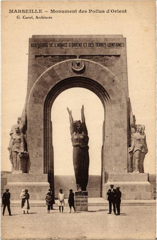 Carte postale ancienne Marseille Monument des Poilus d'Orient à Marseille