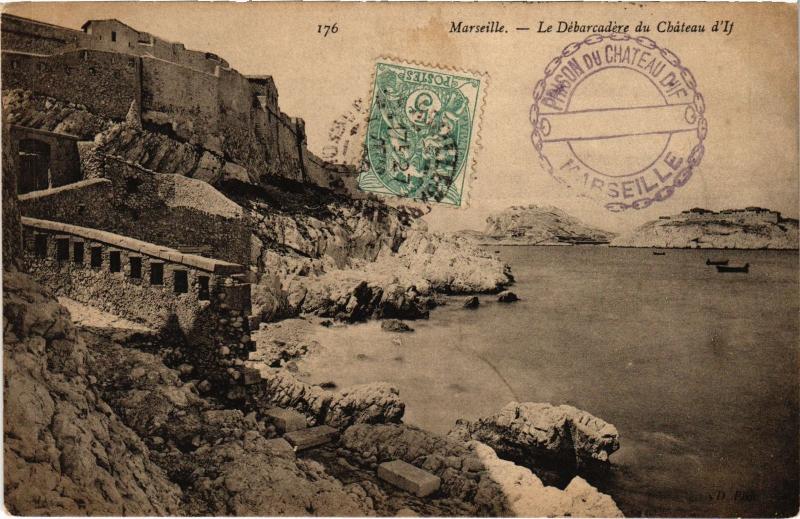 Carte postale ancienne Marseille Debarcadere du Chateau d'If à Marseille