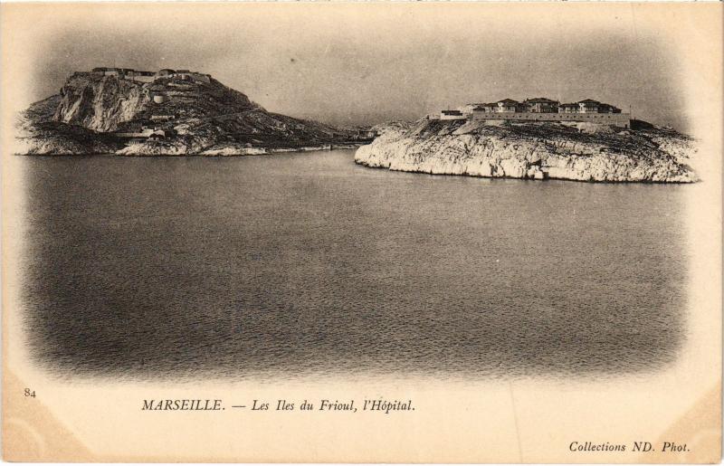 Carte postale ancienne Marseille Iles du Frioul à Marseille