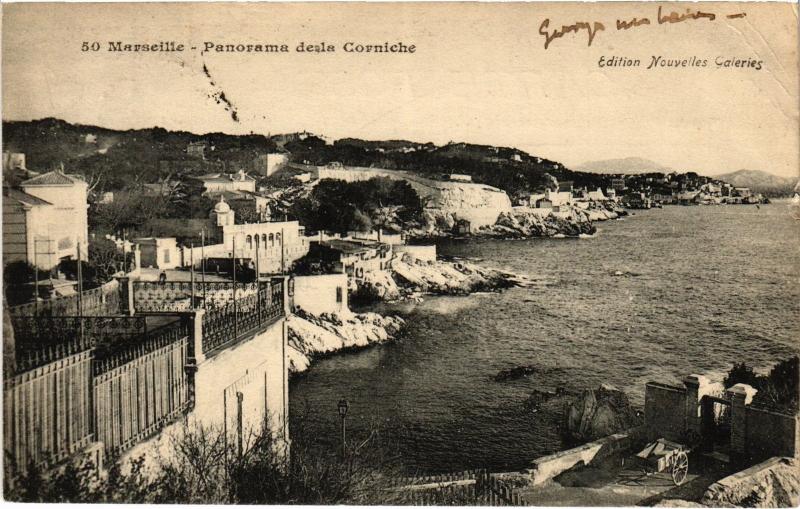 Carte postale ancienne Marseille panorama de la Corniche à Marseille
