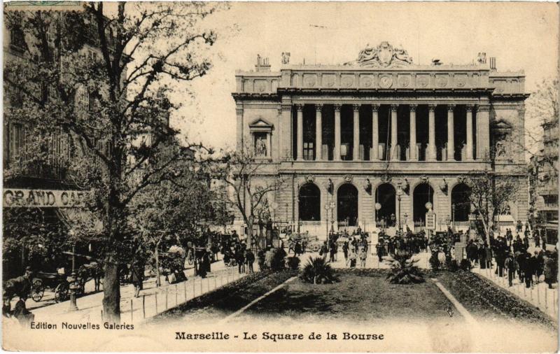 Carte postale ancienne Marseille Square de la Bourse à Marseille