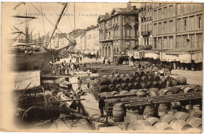 Carte postale ancienne Marseille la Mairie à Marseille