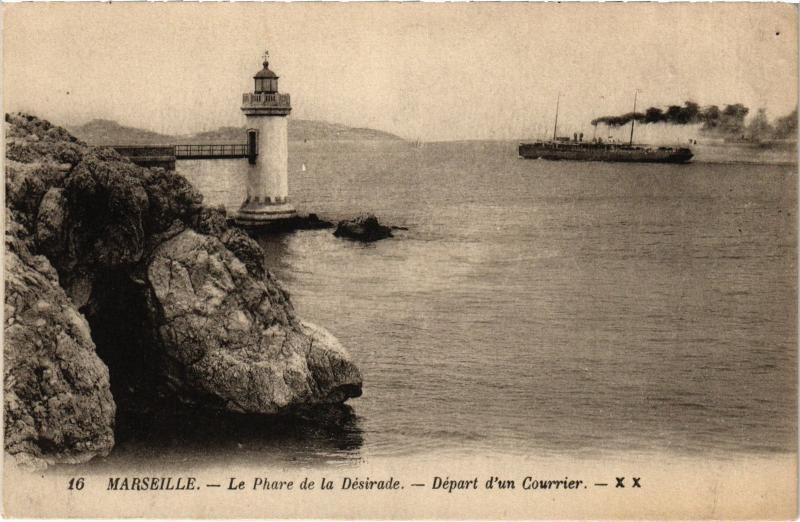 Carte postale ancienne Marseille Phare de la Desirade à Marseille