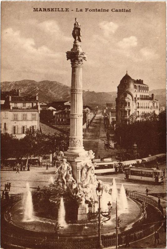 Carte postale ancienne Marseille Fontaine Cantini à Marseille