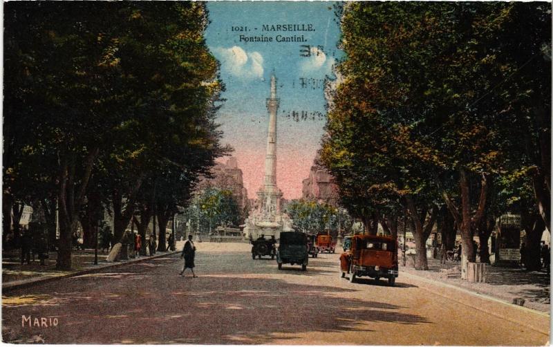 Carte postale ancienne Marseille Fontaine Cantini à Marseille