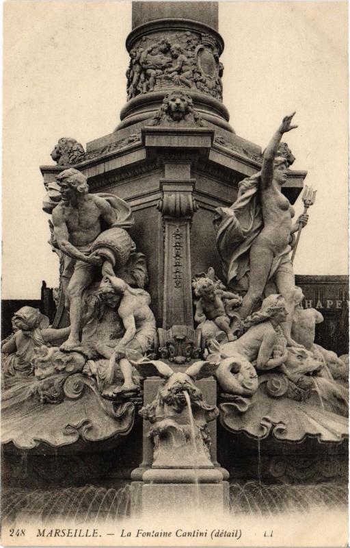 Carte postale ancienne Marseille Fontaine Cantini à Marseille