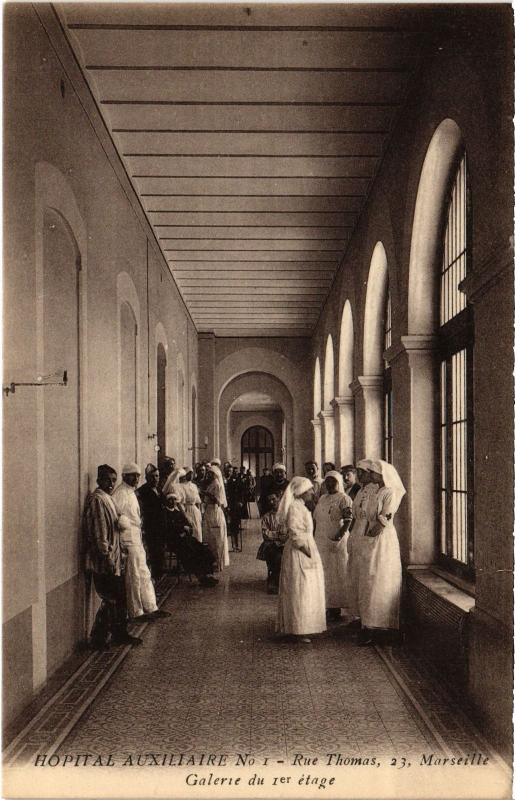 Carte postale ancienne Marseille Hopital Auxiliaire Galerie du 1er etage à Marseille