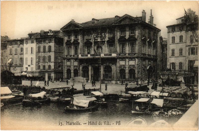 Carte postale ancienne Marseille Hotel de Ville à Marseille