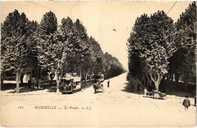 Carte postale ancienne Marseille le Prado à Marseille